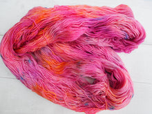 Load image into Gallery viewer, Hand dyed 4 ply Fritillaria merino nylon blend sock yarn One of a Kind skein One Creative Cat

