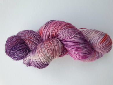 Purple and red 4 ply sock yarn merino nylon 