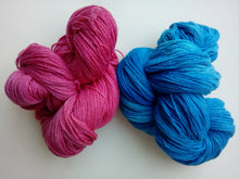 Load image into Gallery viewer, Hand dyed 4ply semi solid colour sustainable merino sock yarn Wild Berries One Creative Cat
